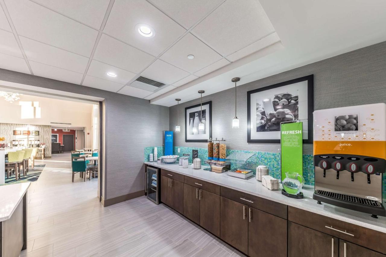 | Hampton Inn & Suites Pryor, Ok