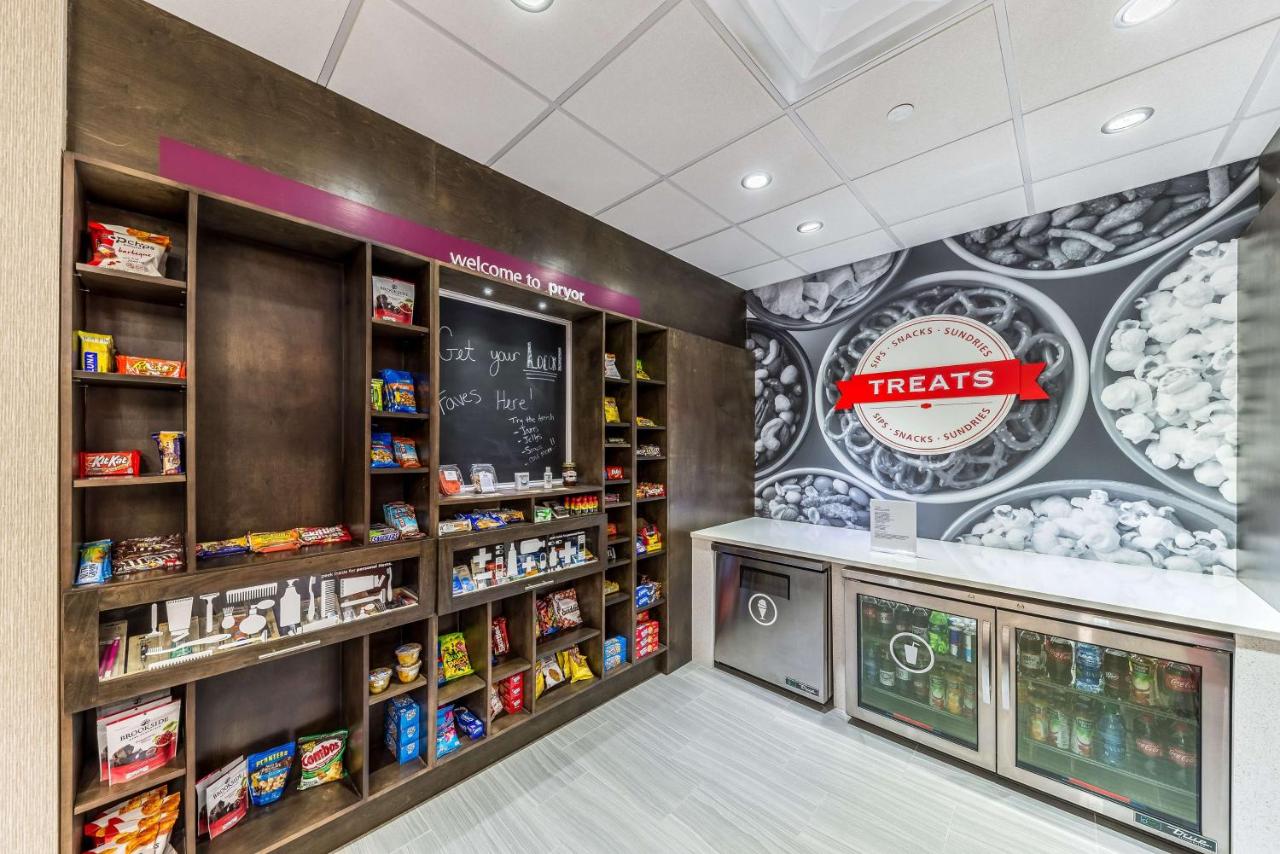 | Hampton Inn & Suites Pryor, Ok