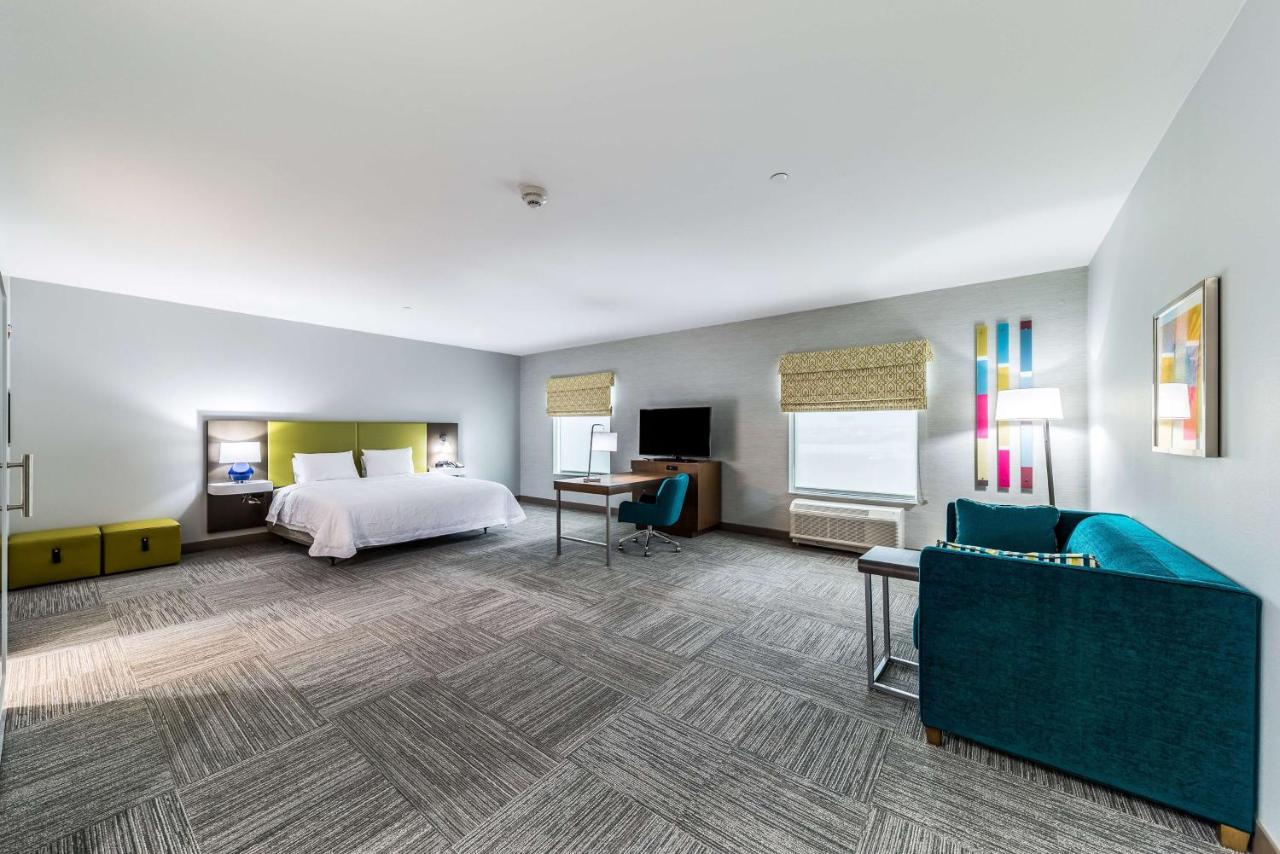 | Hampton Inn & Suites Pryor, Ok