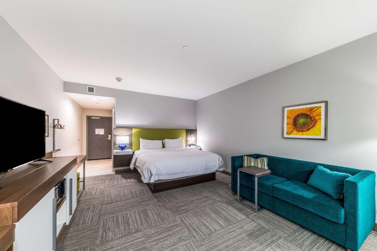| Hampton Inn & Suites Pryor, Ok