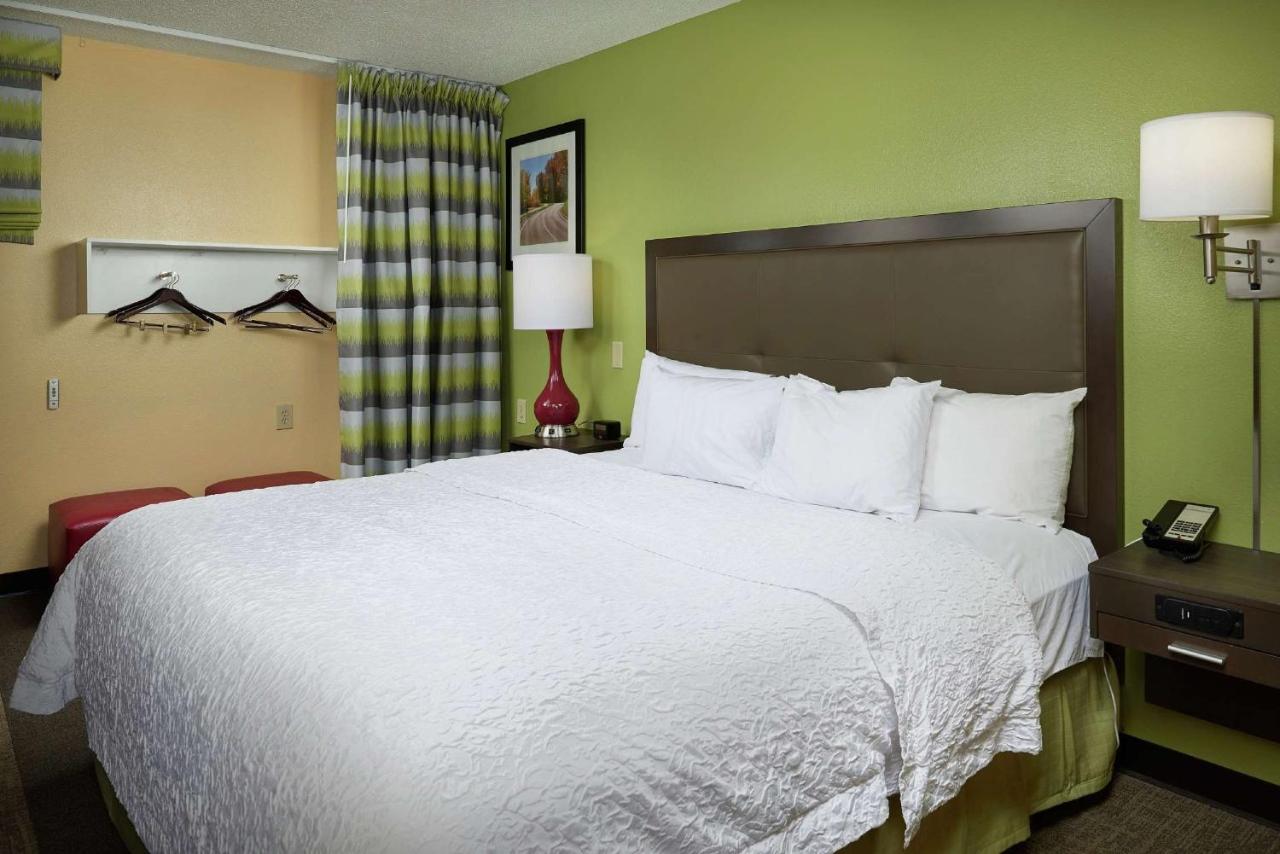 King Room - Disability Access at Hampton Inn Shelbyville