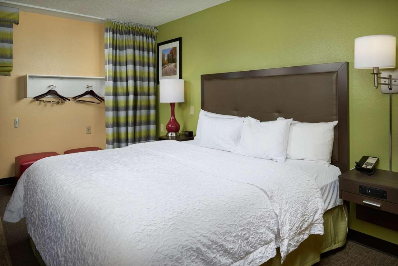 King Room - Disability Access at Hampton Inn Shelbyville