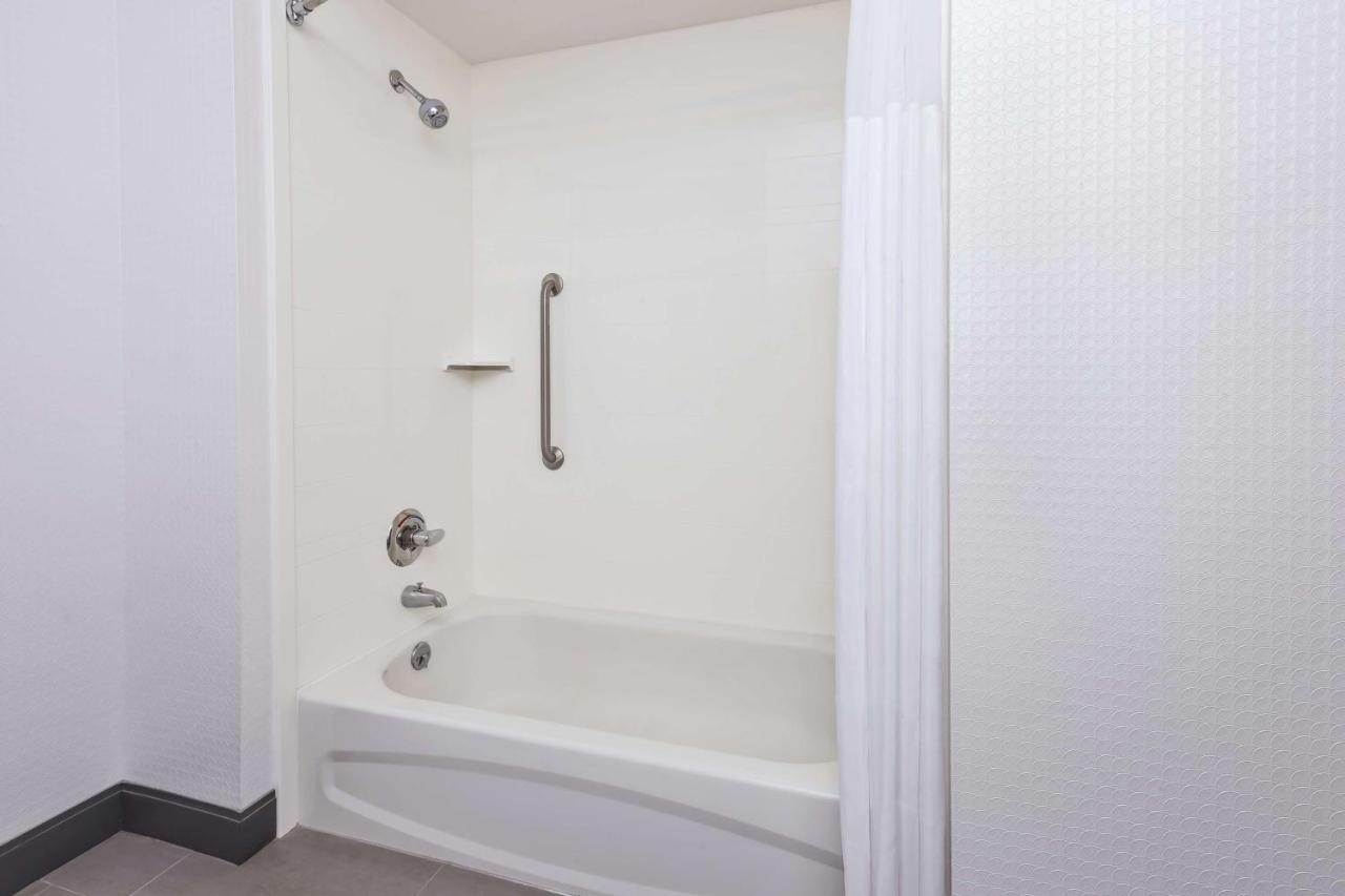 Queen Room with Two Queen Beds and Sofa Bed - Hearing Accessible at Hampton Inn Sedalia