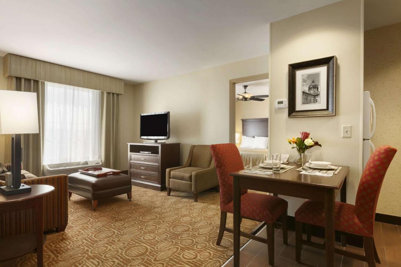 | Homewood Suites by Hilton Binghamton/Vestal
