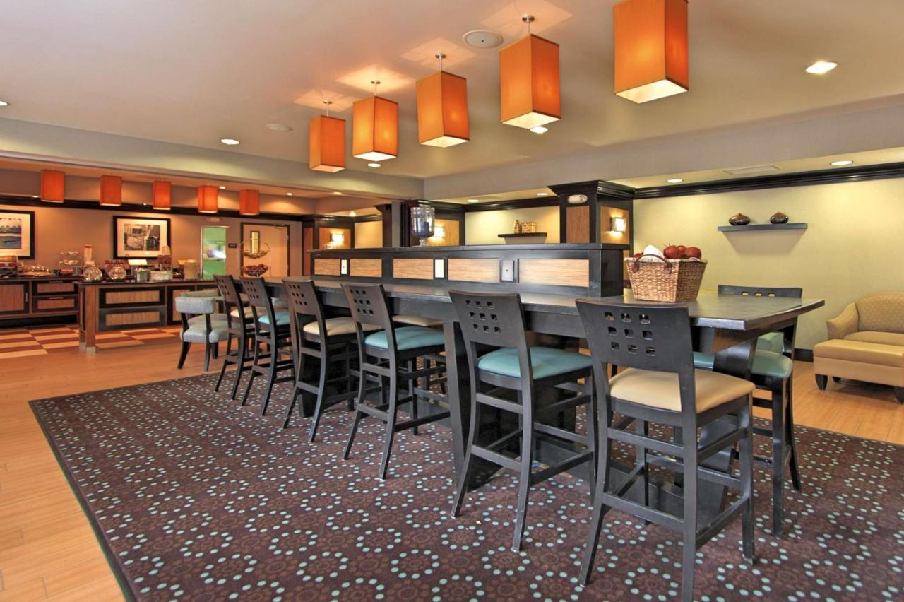 | Hampton Inn Defiance