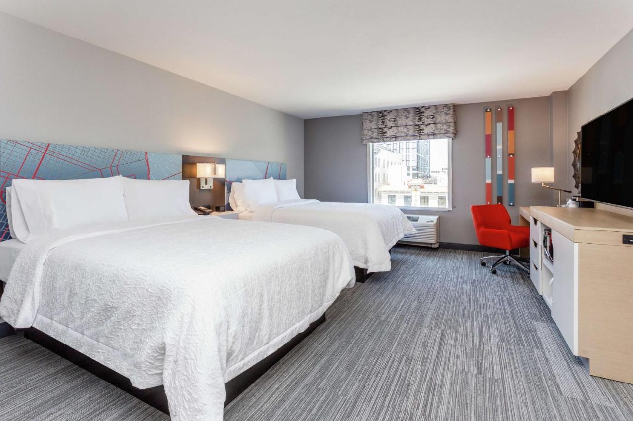 Queen Room with Two Queen Beds at Hampton Inn Oakland Downtown-City Center