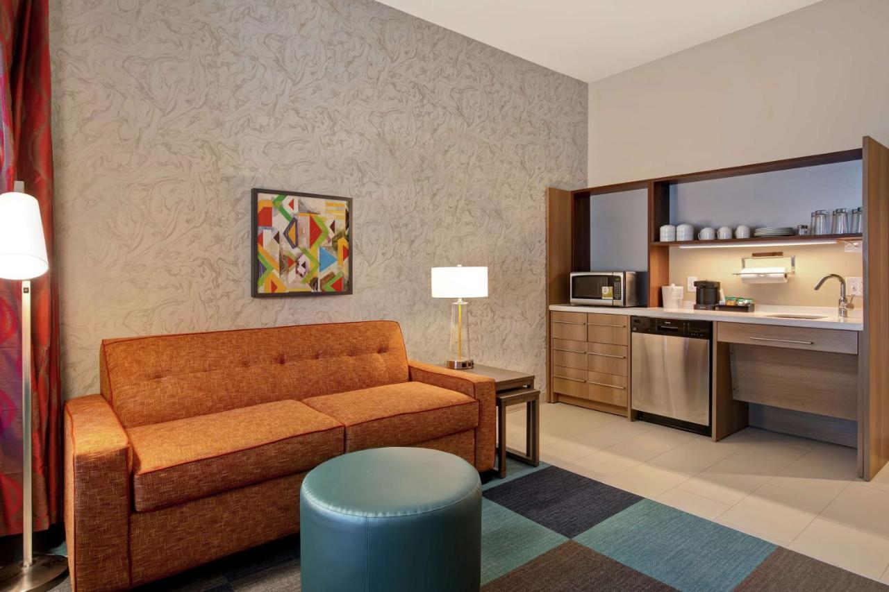King Room - Mobility/Hearing Accessible - Non-Smoking at Home2 Suites By Hilton Charlotte Uptown