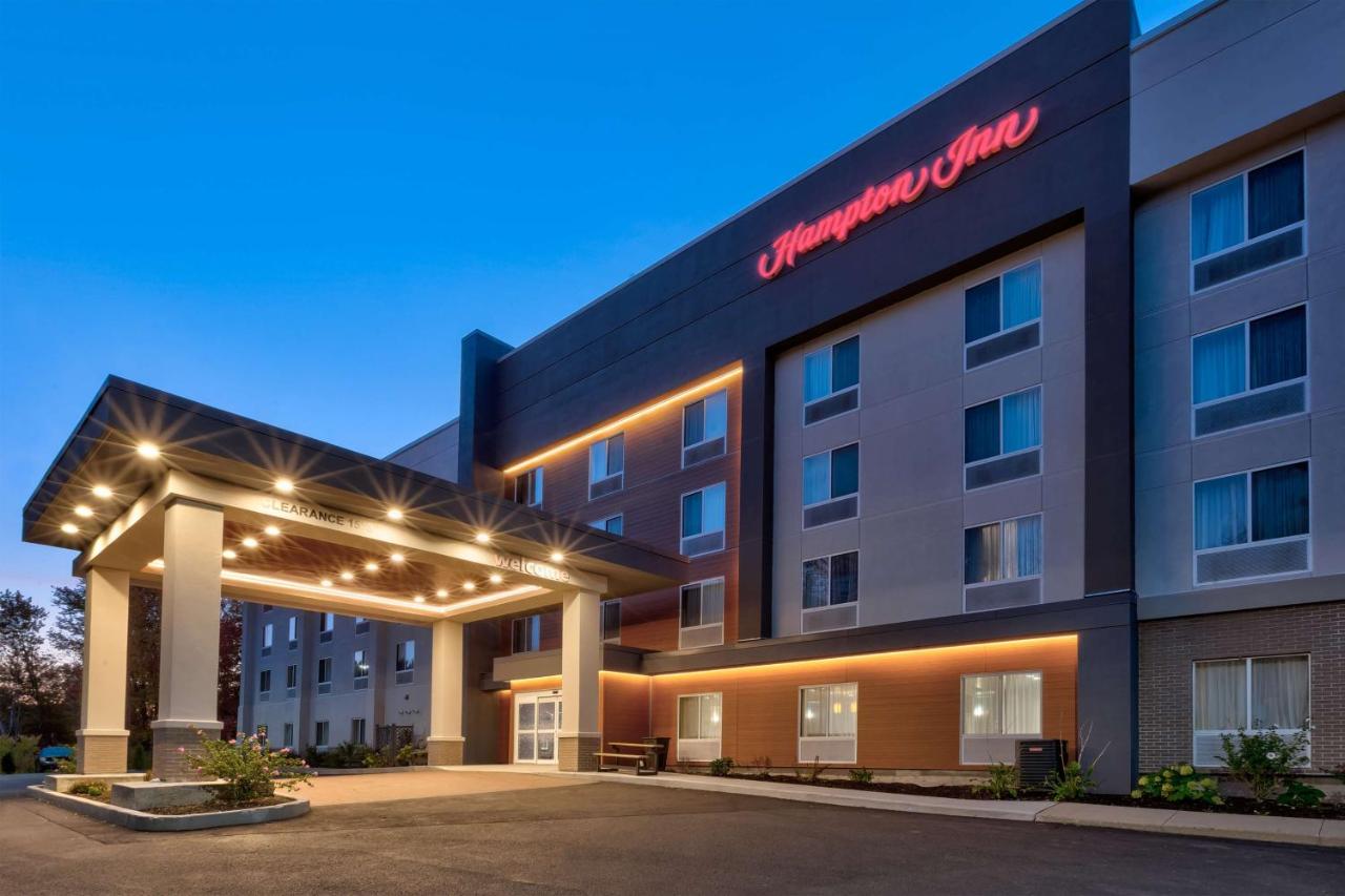 | Hampton Inn Waterbury