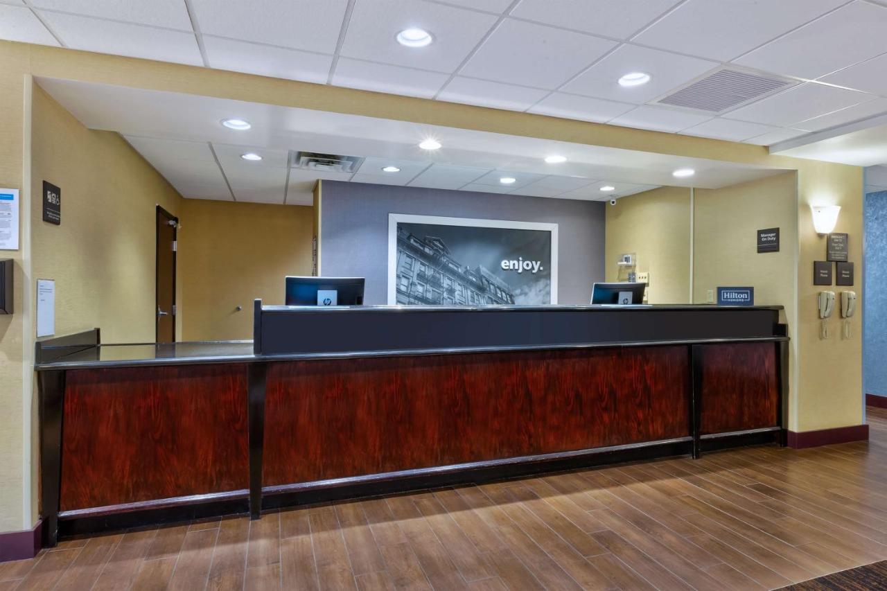 | Hampton Inn Waterbury