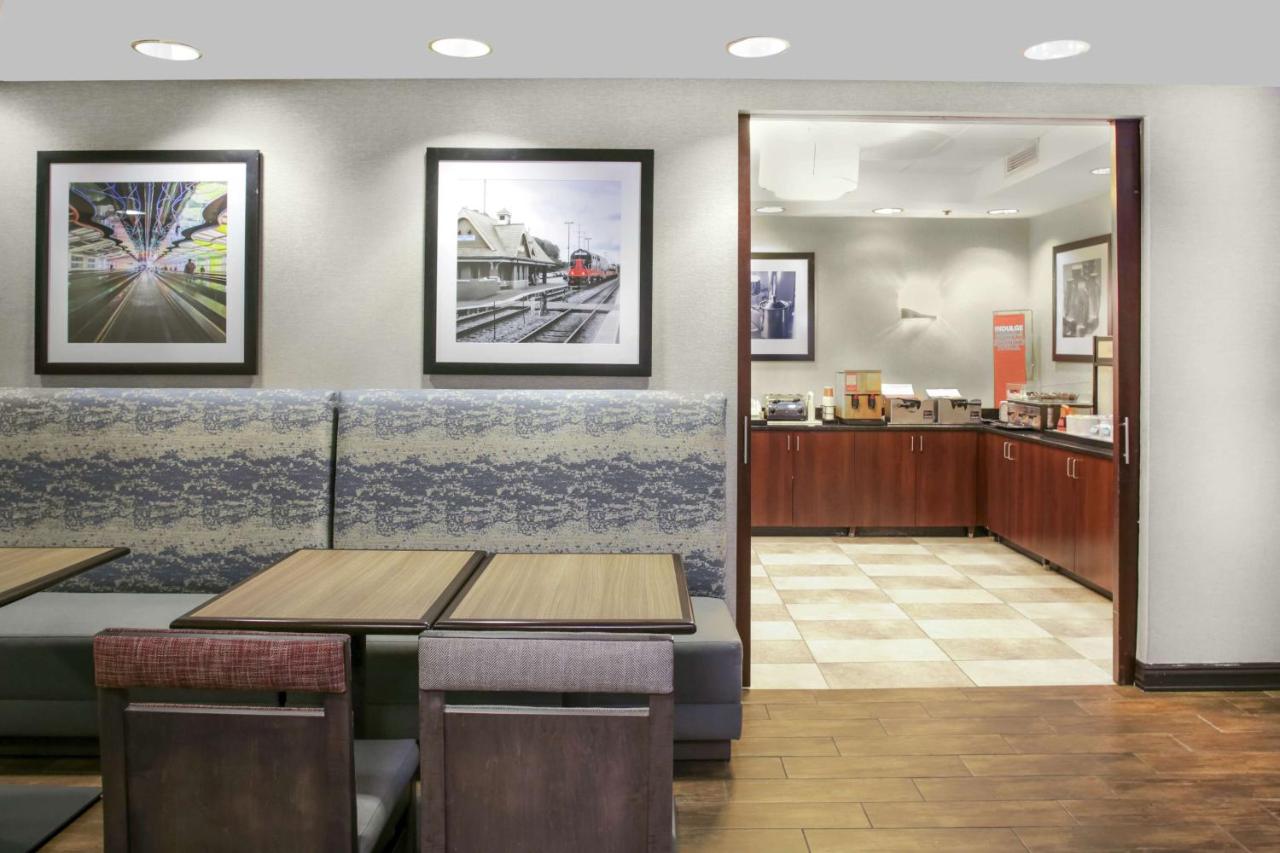| Hampton Inn Chicago Elgin/I-90