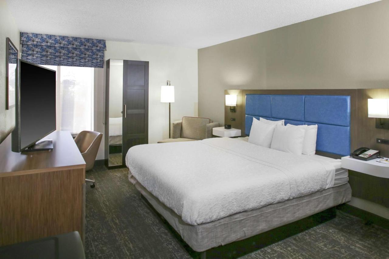 | Hampton Inn Chicago Elgin/I-90