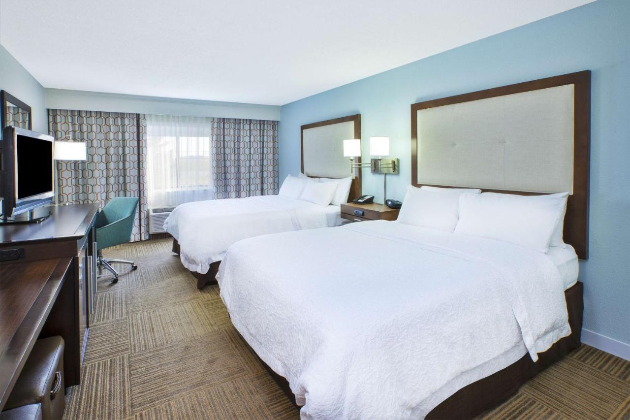 Queen Room with Two Queen Beds at Hampton Inn Gaylord