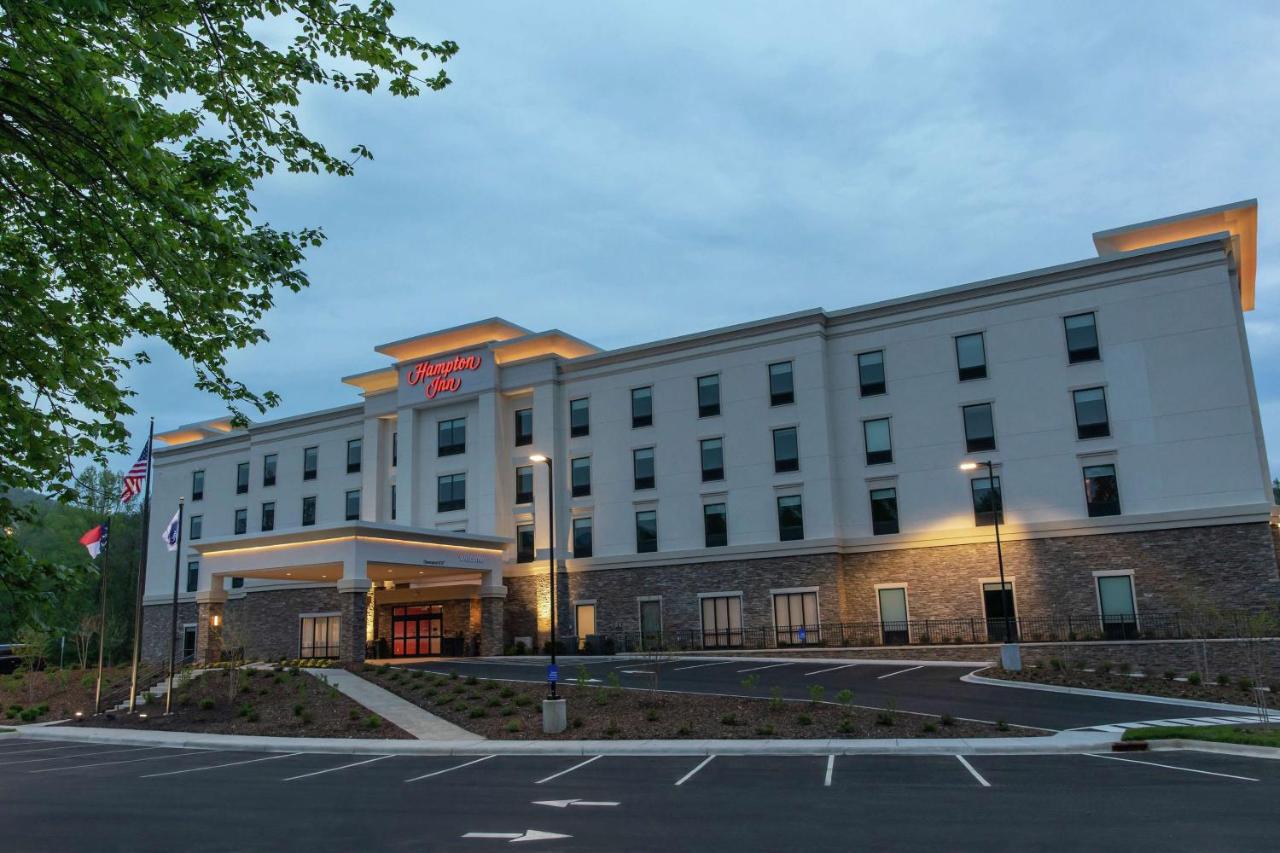 | Hampton Inn Black Mountain