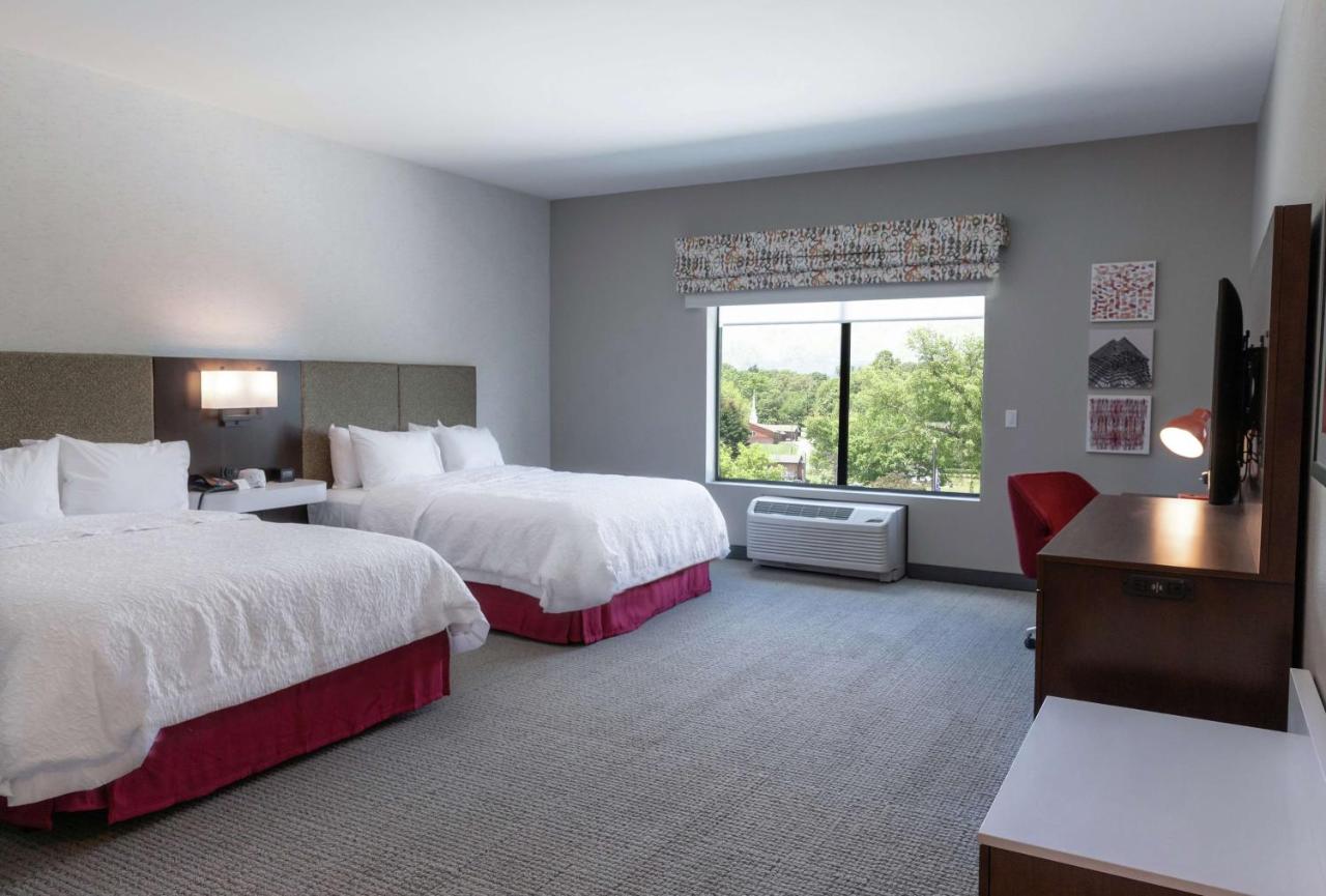| Hampton Inn Black Mountain