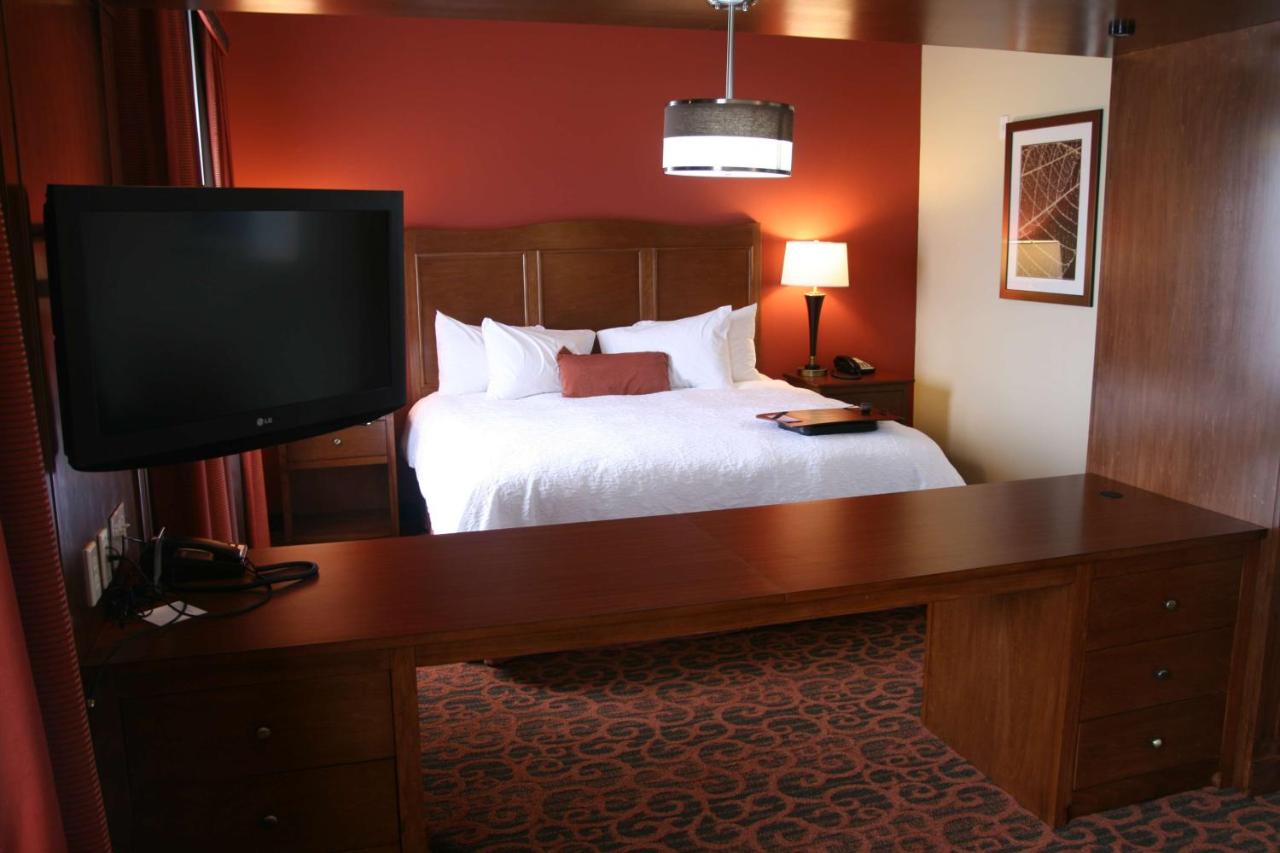 King Studio Suite at Hampton Inn & Suites Bastrop