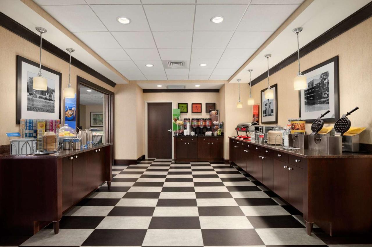 | Hampton Inn Belton/Kansas City