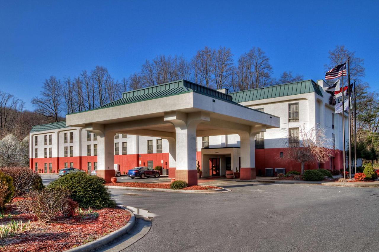| Hampton Inn Marion