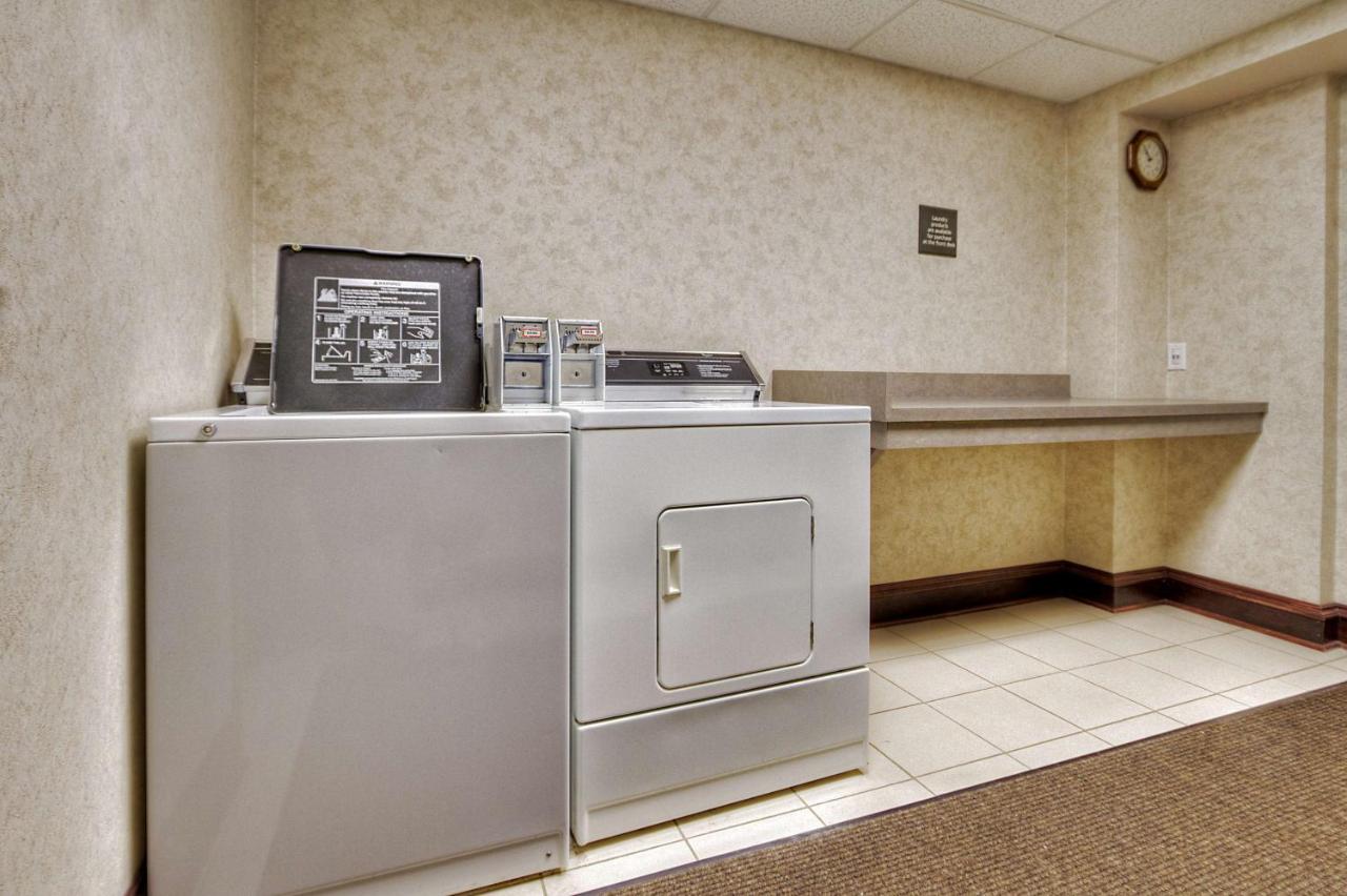 | Hampton Inn Marion