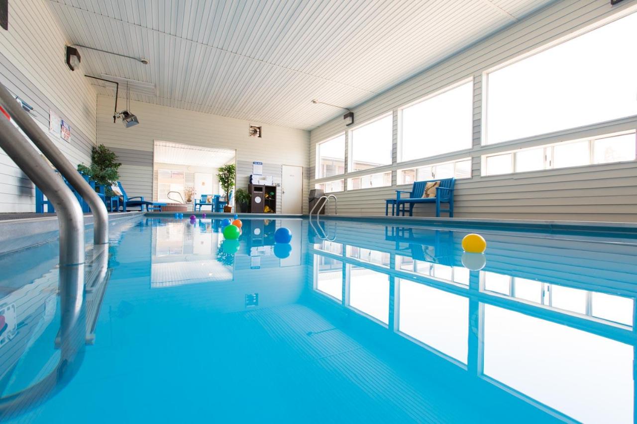 | Crosswinds Inn