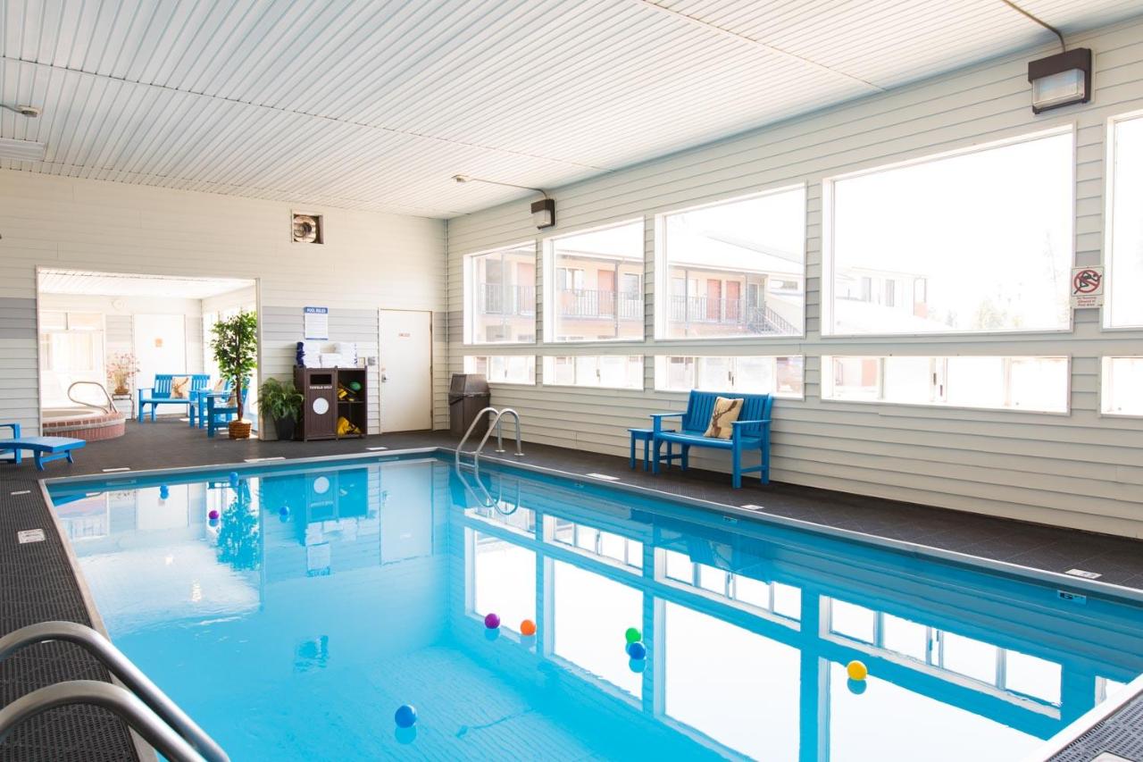 | Crosswinds Inn