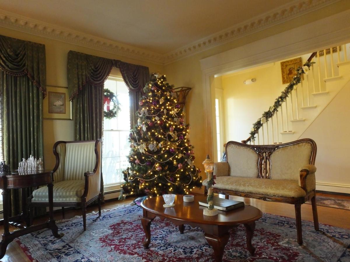  | Captain Farris House