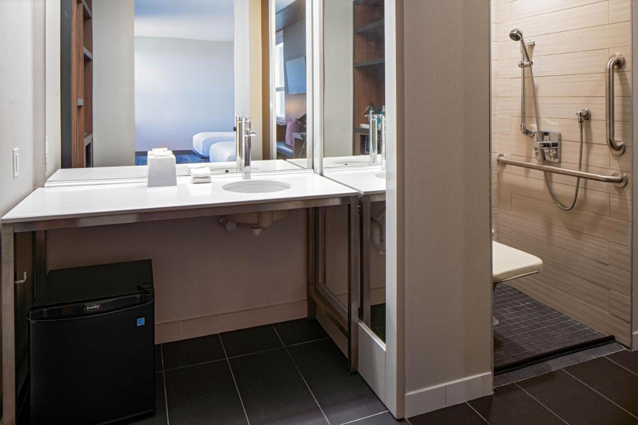  | Aloft Santa Clara - San Jose North