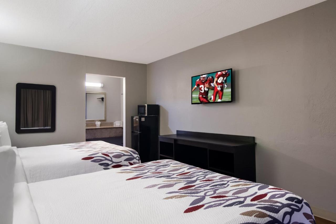 Deluxe Room with Two Queen Beds Non-Smoking at Red Roof Inn Vero Beach - I-95