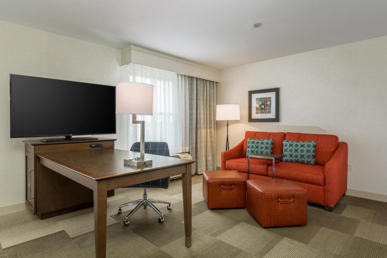 Premium King Room - Non-Smoking at Hampton Inn & Suites San Diego-Poway