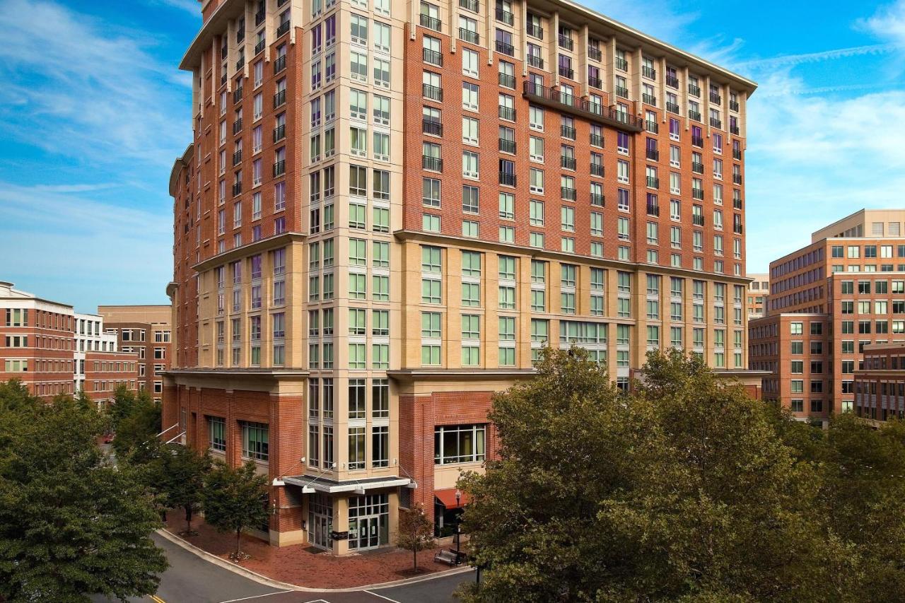 | The Westin Alexandria Old Town