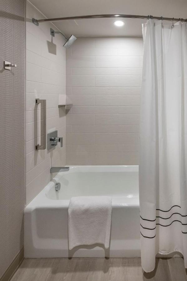 | Wichita Marriott