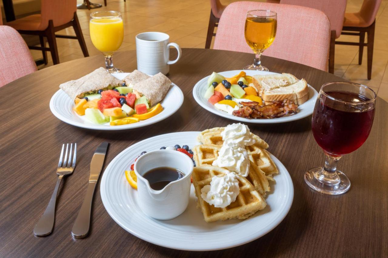 | Holiday Inn Poughkeepsie, an IHG Hotel