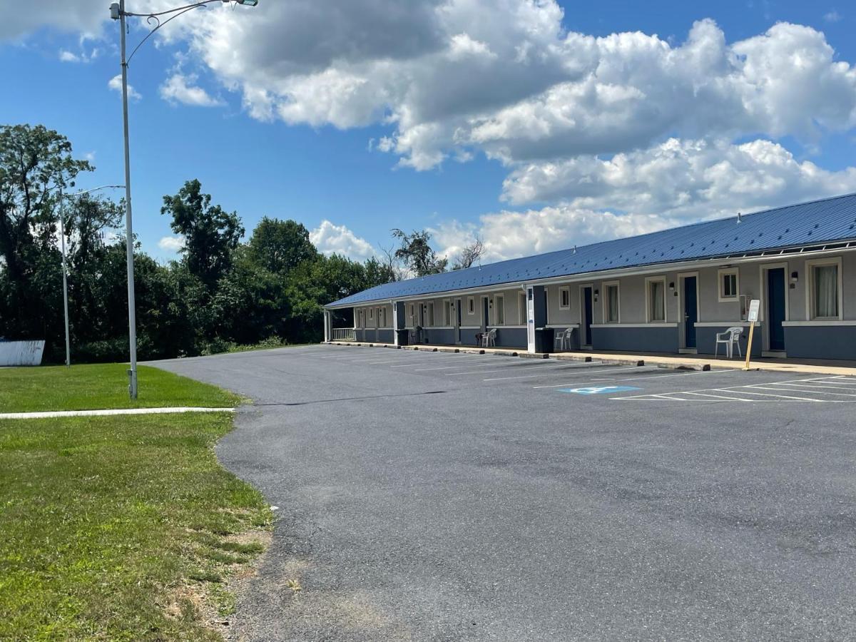  | Econo Lodge Mechanicsburg