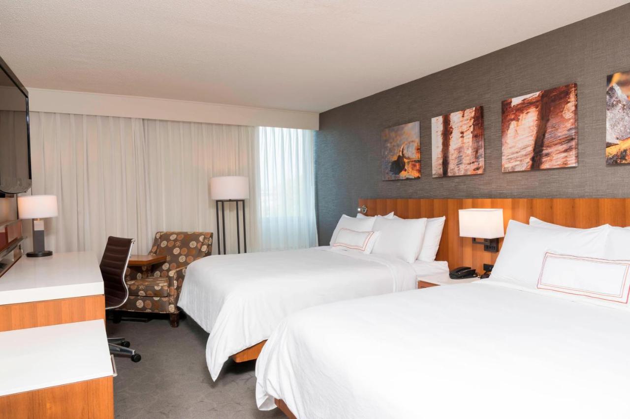  | Delta Hotels by Marriott Grand Rapids Airport