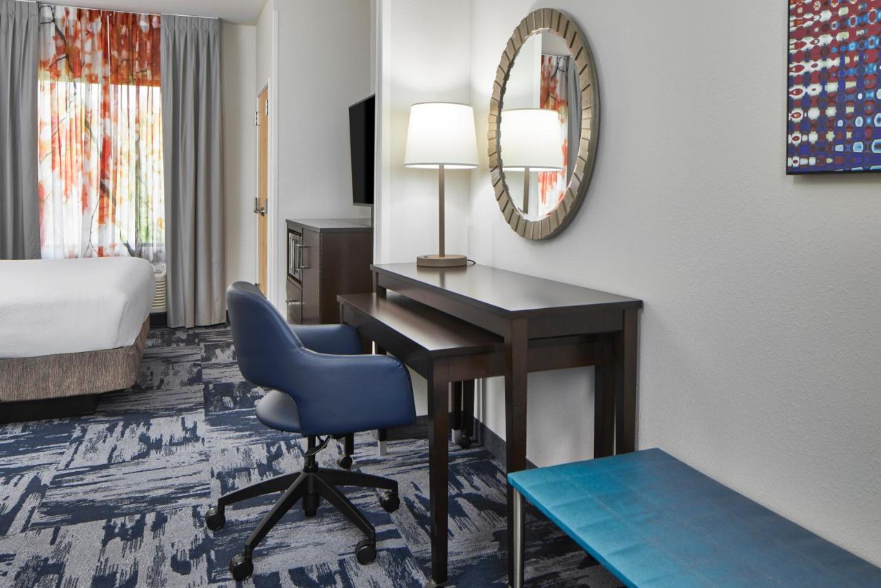 King Studio at Fairfield Inn and Suites Gainesville