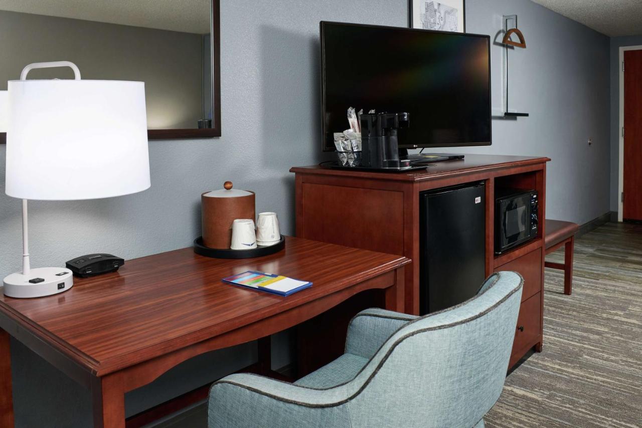 Double Room at Hampton Inn Beaumont