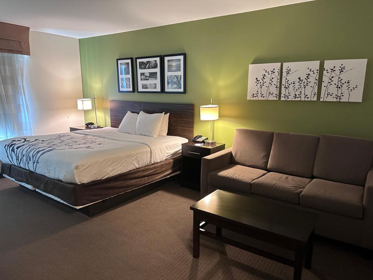 King Suite - Non-Smoking at Sleep Inn & Suites Gulfport