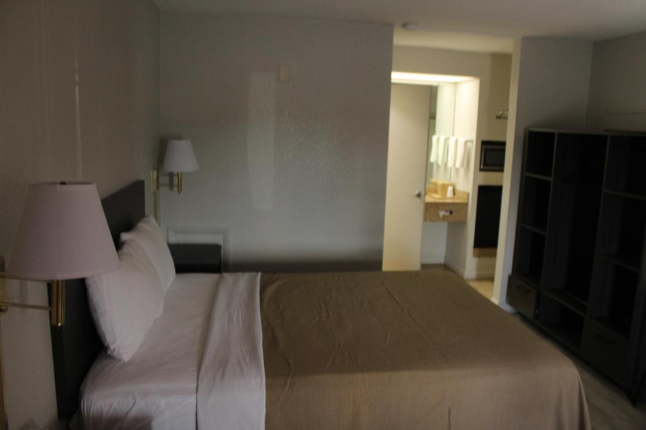 | VIP Inn and Suites