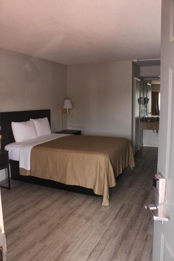 | VIP Inn and Suites