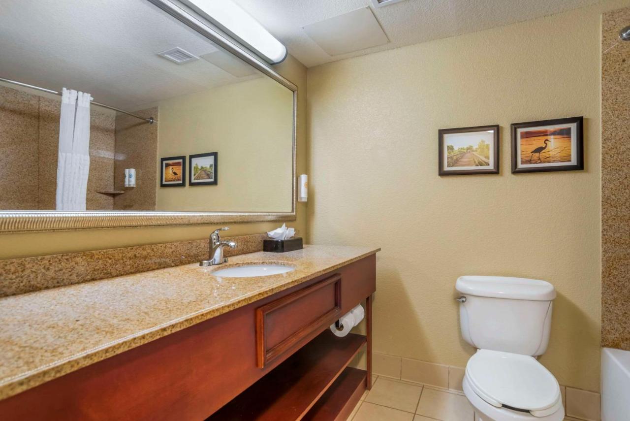 Queen Room with Two Queen Beds at Comfort Inn & Suites Daphne Spanish Fort - Mobile East