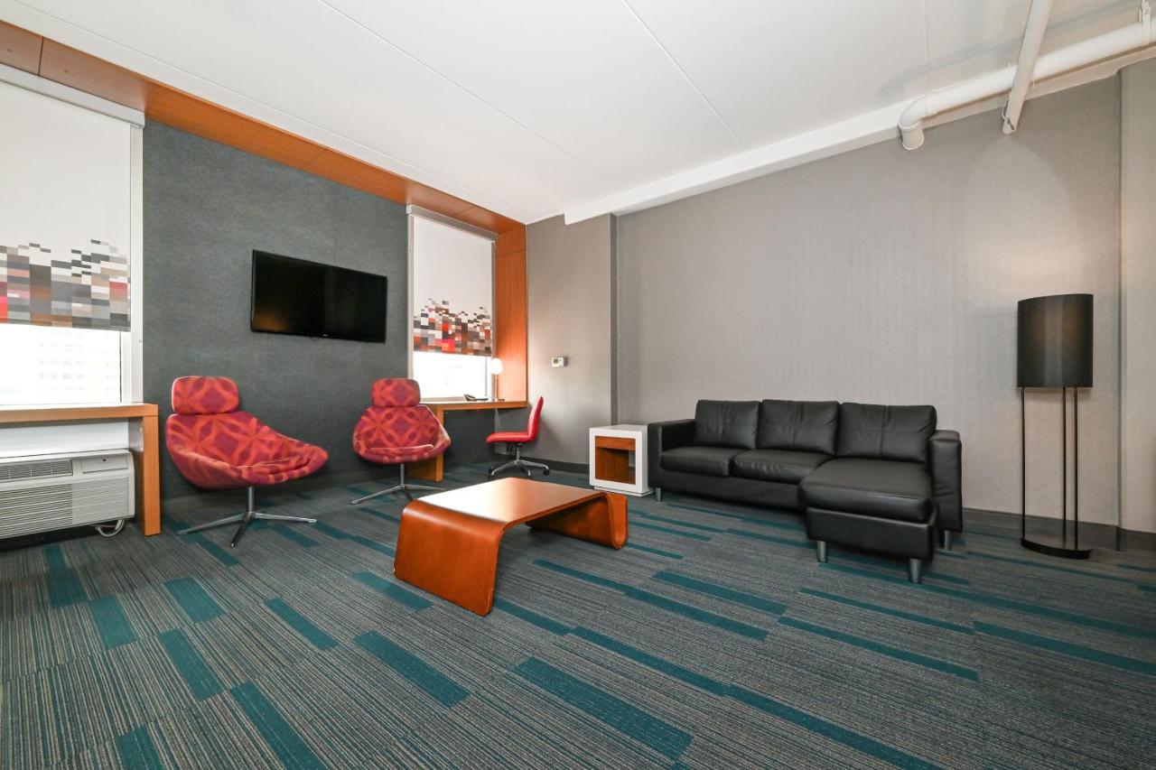 Aloft, Suite, 1 King at Aloft by Marriott Charlotte City Center