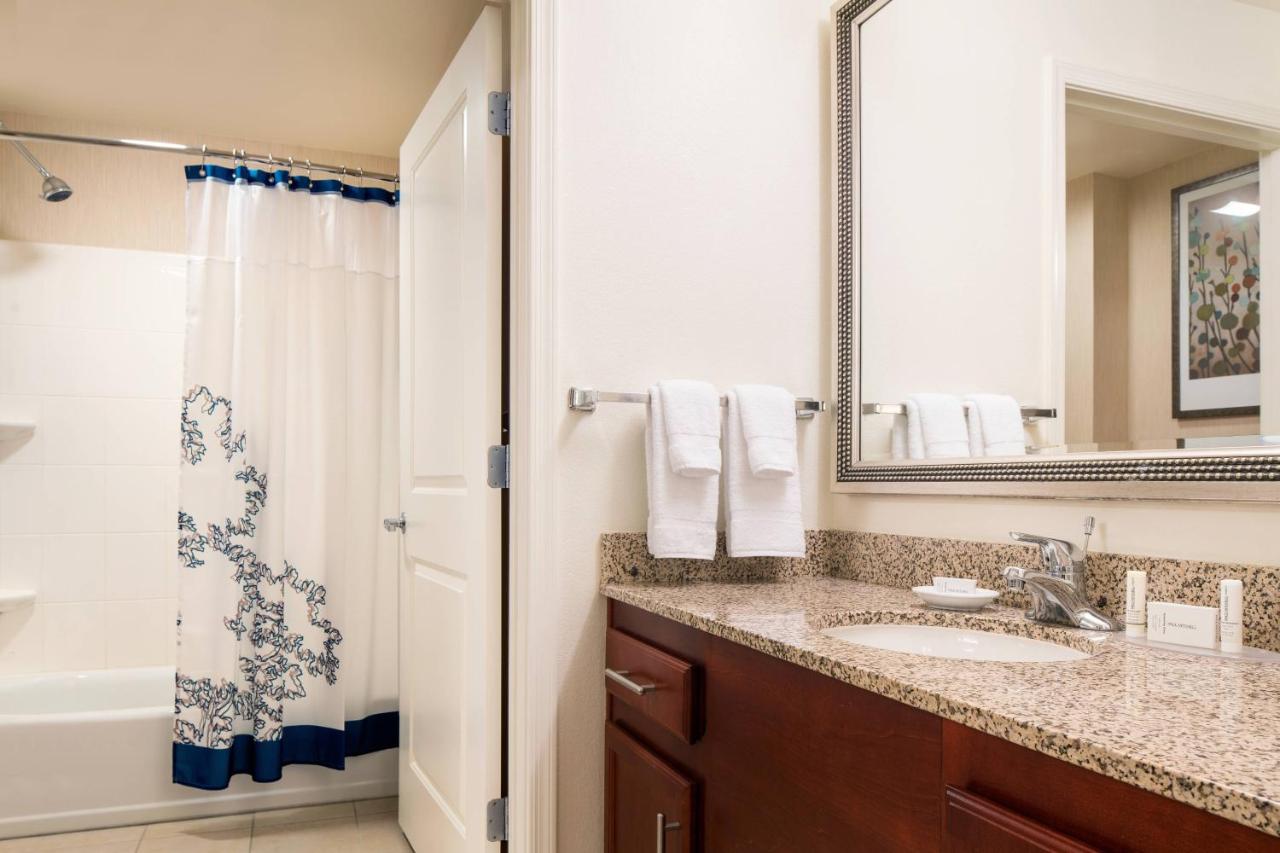 Queen Studio with Sofa Bed at Residence Inn by Marriott Phoenix Desert View at Mayo Clinic