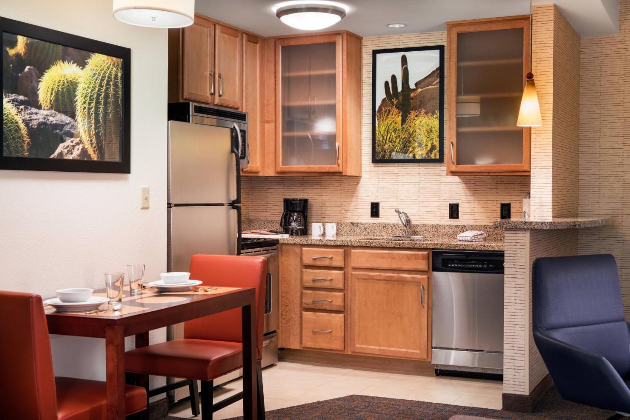 Queen Studio with Sofa Bed at Residence Inn by Marriott Phoenix Desert View at Mayo Clinic
