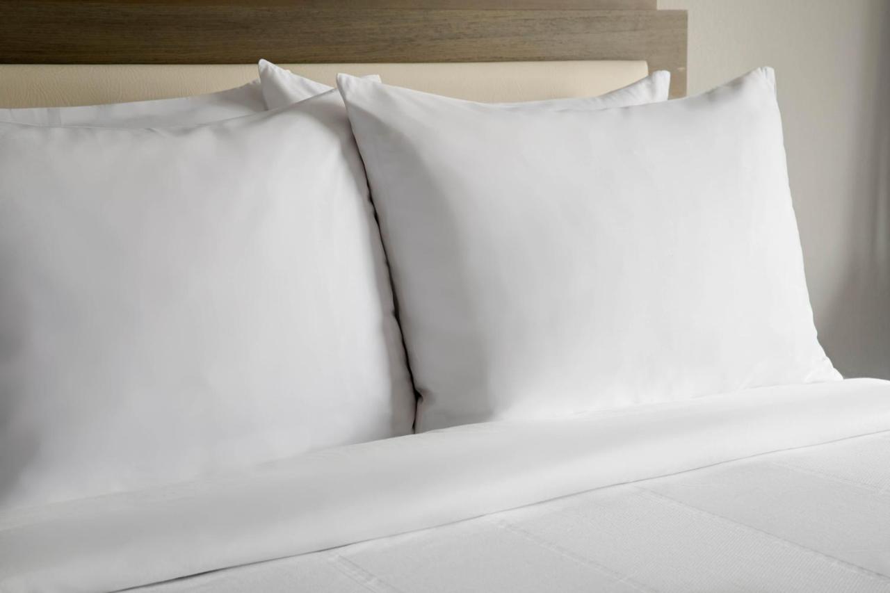 | Fairfield Inn & Suites by Marriott Boston Milford