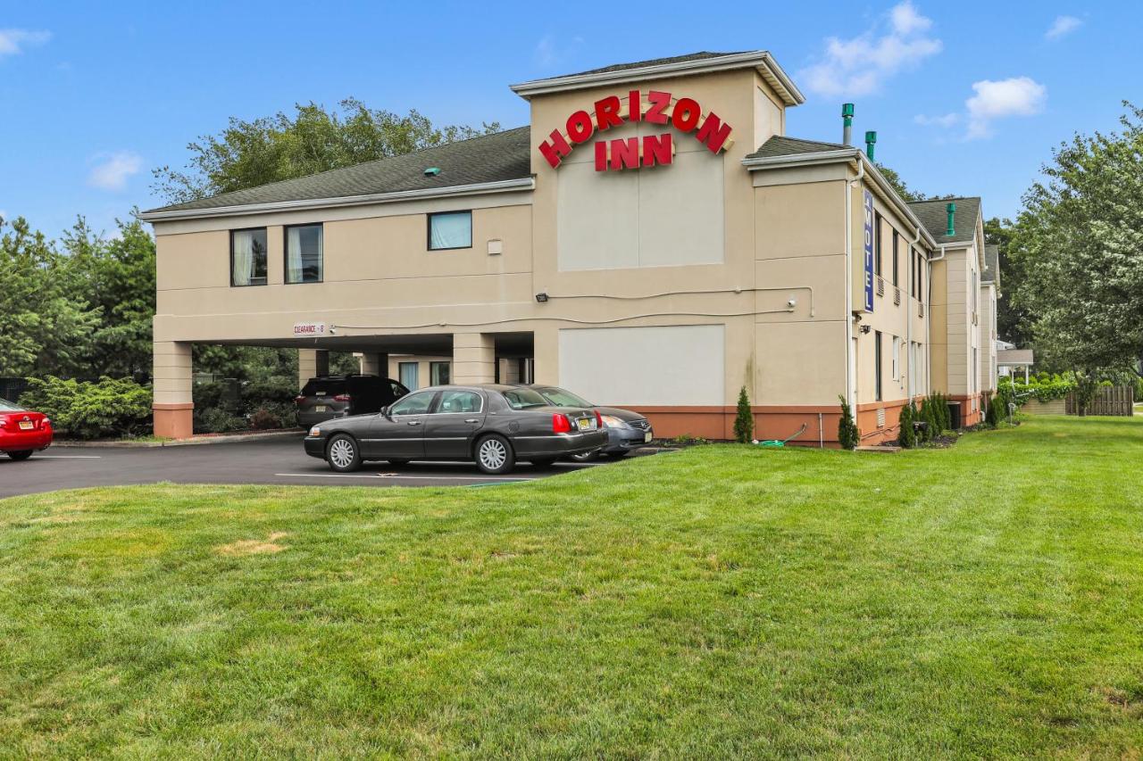 | Horizon Inn