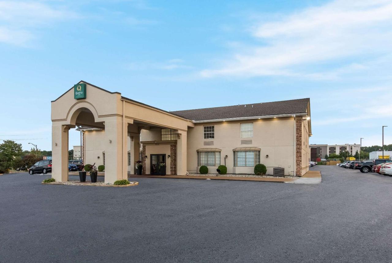 | Quality Inn Airport