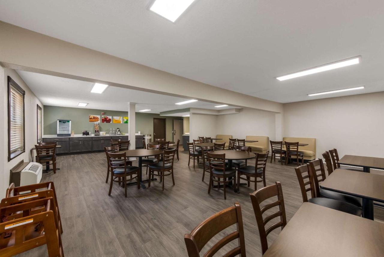 | Quality Inn Airport