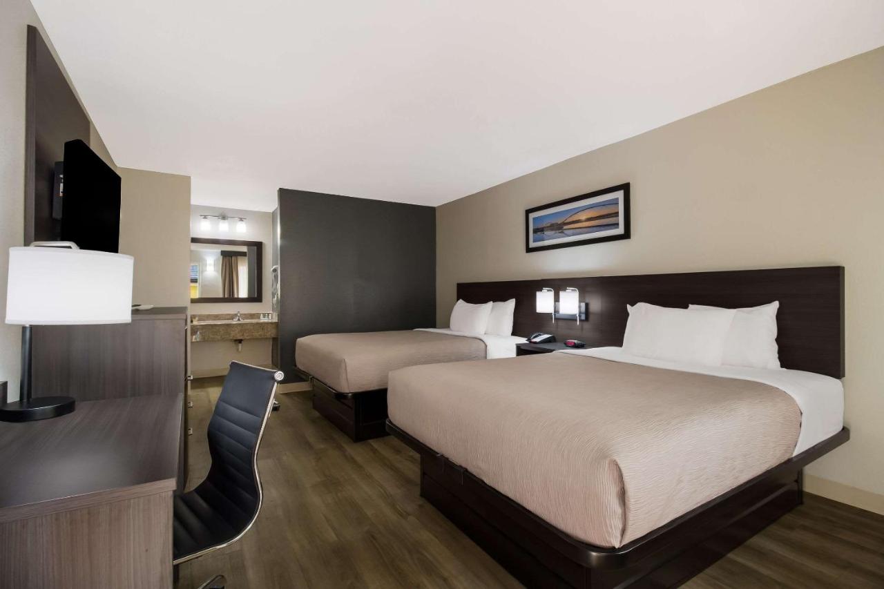 Quadruple Room with Two Queen Beds - Non Smoking at Quality Inn Coliseum