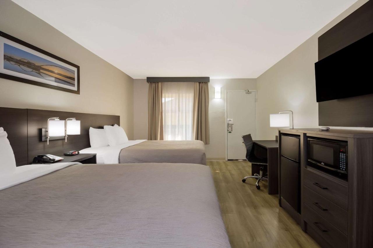 Quadruple Room with Two Queen Beds - Non Smoking at Quality Inn Coliseum