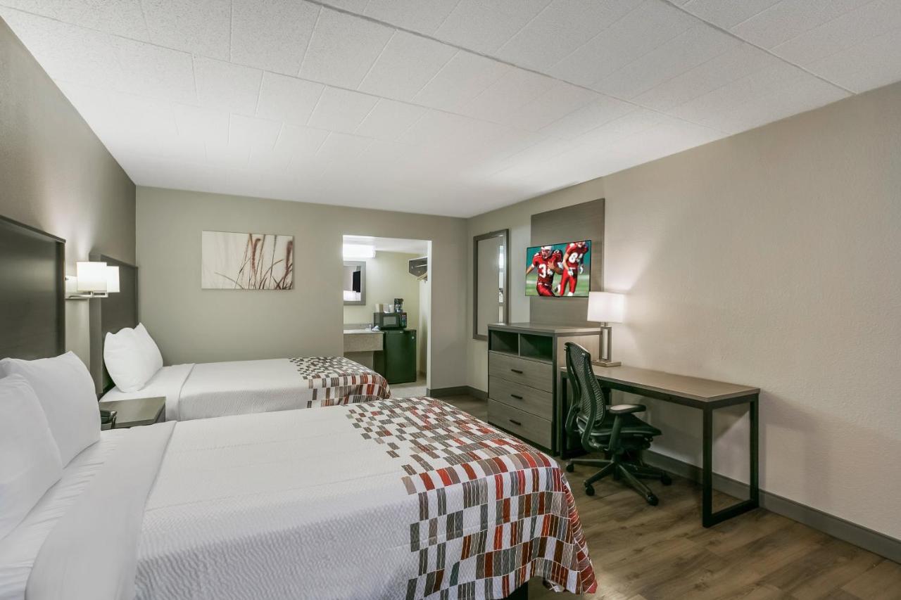 Deluxe Room with Two Double Beds Non-Smoking at Red Roof Inn Baltimore
