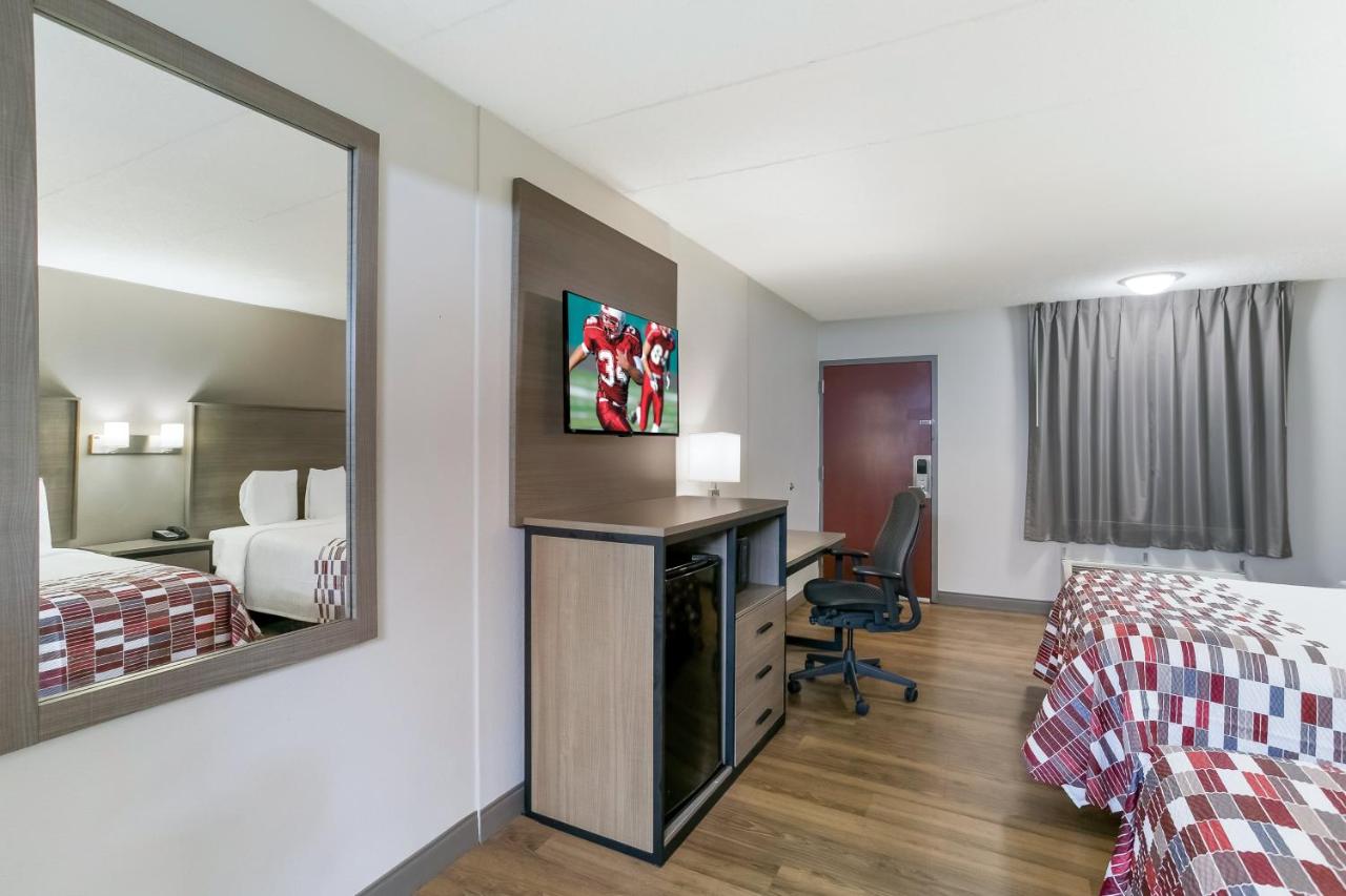 Deluxe Room with Two Double Beds Non-Smoking at Red Roof Inn Baltimore